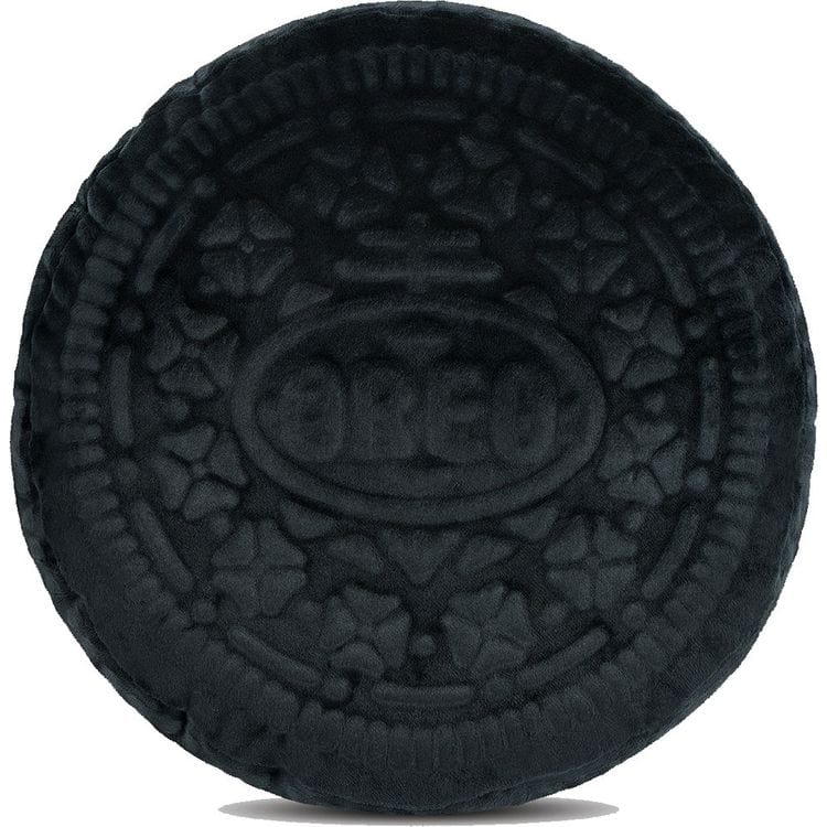 Oreo-Cookie-Embossed-Plush-FAO-Schweetz-25112585830487